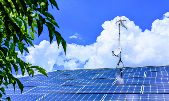 太陽光パネルなど生活サービスも充実